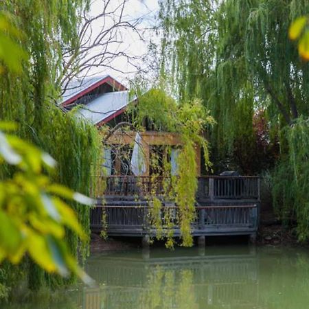Perricoota Vines Retreat Moama Exterior foto