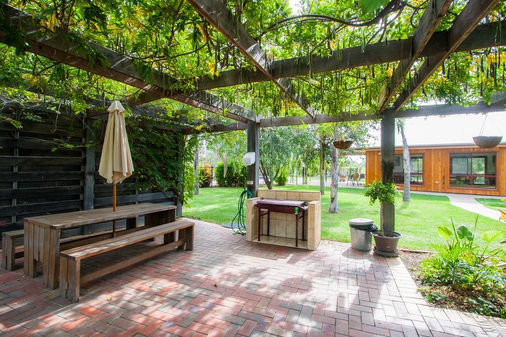 Perricoota Vines Retreat Moama Exterior foto
