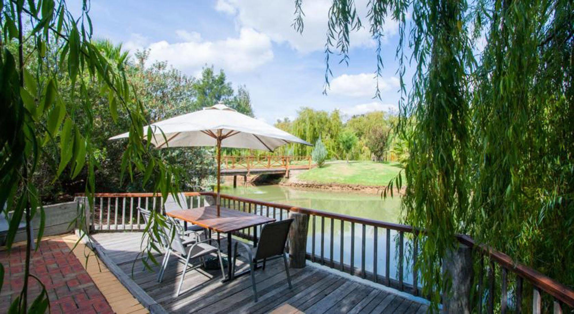 Perricoota Vines Retreat Moama Exterior foto